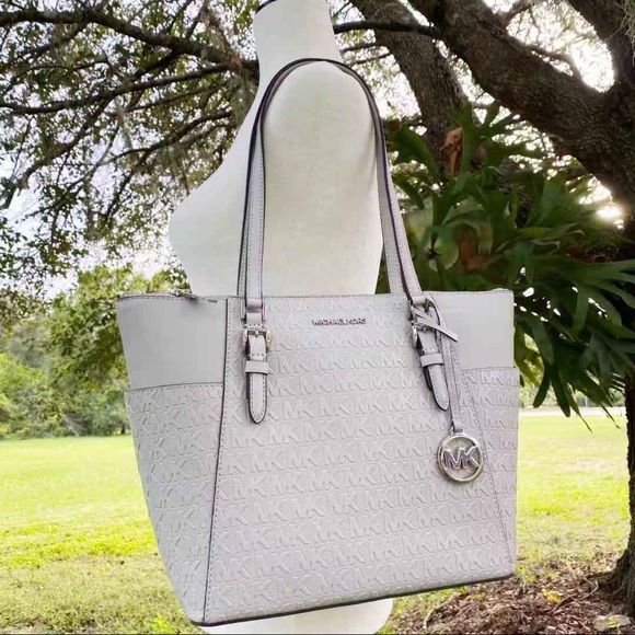 NWT Michael Kors Tote - Picture 2 of 3